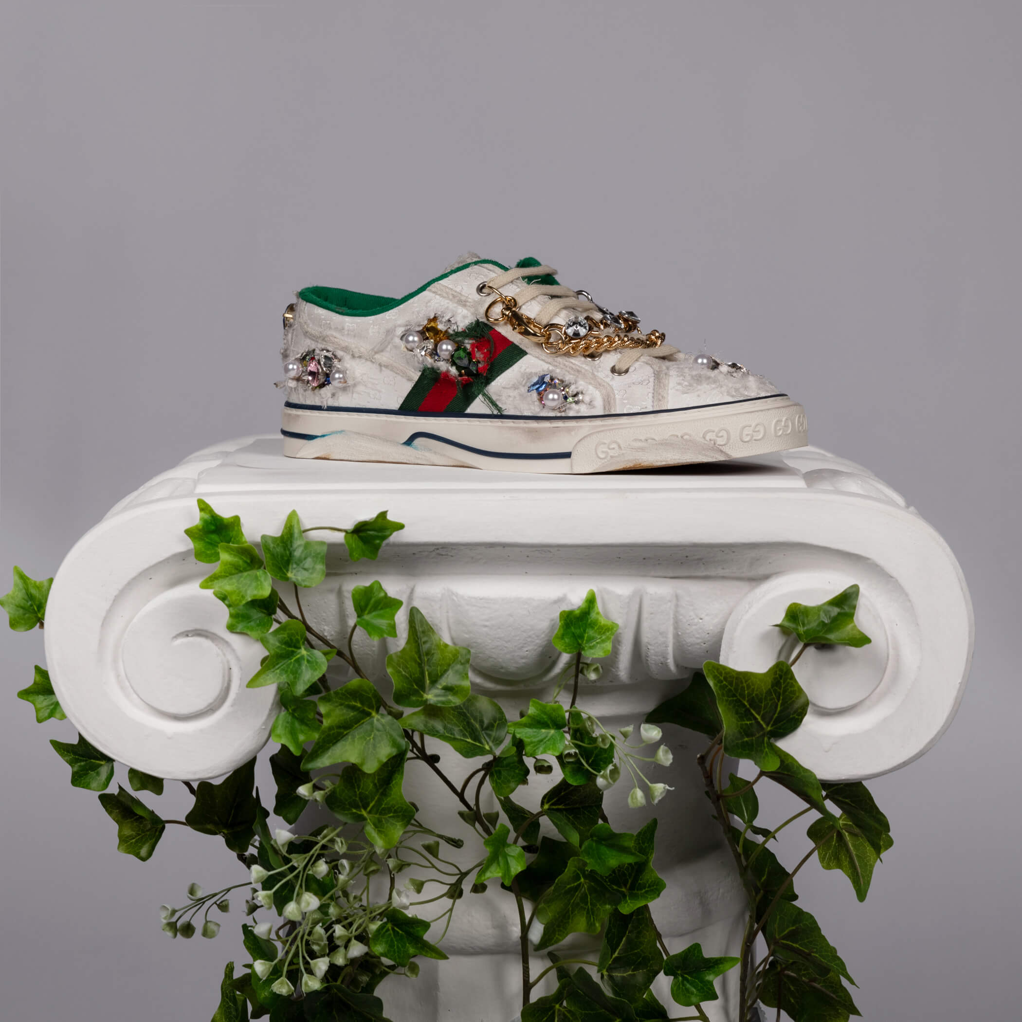 STILL_LIFE_ART_1.jpg image from GUCCI SNEAKER GARAGE RAL7000STUDIO project created on 2020-03-01